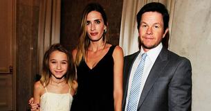 Mark Wahlberg wird von Eltern gelobt, nachdem er den DJ beim Schulball seiner Tochter zur Rede gestellt hat