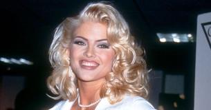 Anna Nicole Smith’s Daughter Looks Like Her Mother’s Twin Wearing Her Jewelry After Quiet Childhood & Surgery As An Infant