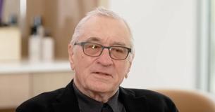 Robert De Niro Shows Off Photo Of Newborn Daughter & Reveals Her Name