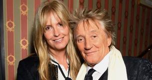 À 78 ans, Rod Stewart accueille deux petits-fils à quelques jours d'intervalle. À cette occasion, sa femme Penny Lancaster lui adresse un adorable message