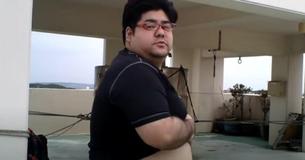 Guy Loses Half Of His Body Weight In Twelve Months And Looks Unrecognizable