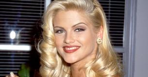 Anna Nicole Smith’s Teen Daughter Is On High School Honor Roll & Father Larry Birkhead Is ‘So Proud’