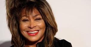 Tina Turner a renoncé à sa citoyenneté américaine pour rechercher l'amour, la célébrité et l'air pur en Suisse