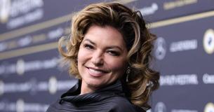 Shania Twain Posed Nude To Face Her Fear Of Going 'To The Beach In A Bathing Suit' As A Child