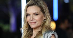 Michelle Pfeiffer Looked Even More Gorgeous After Getting A ‘Miracle’ Makeup Transformation