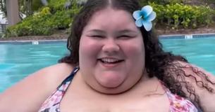 Plus-Size Influencer Says ‘Every Body Is A Bikini Body’ & Flaunts Her Beautiful Figure