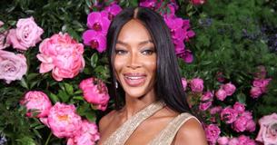 À 53 ans, Naomi Campbell accueille son deuxième bébé et déclare qu'il n'est jamais trop tard pour « être mère »