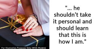 Woman Uninvites Her Mom To Her Wedding For Humiliating Her Husband-To-Be With A Rude Gift