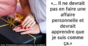 Une femme décide de ne pas inviter sa mère à son mariage pour avoir humilié son futur mari avec un cadeau grossier.