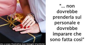 Una donna cancella la madre dalla lista degli invitati al suo matrimonio per aver umiliato il futuro marito con un regalo scortese