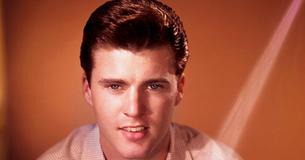 This 50s Era Teenage Heartthrob Saved His Twin Sons From A Deadly Plane Crash