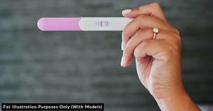 Grieving Mother Accidentally Learns Sister Is Pregnant — At Funeral For Her Stillborn Baby