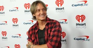 Keith Urban And Nicole Kidman’s Daughter Makes Her Runway Debut & Gets Called ‘Girl Version’ Of Her Dad