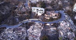 Homeowner Explains How Clever Design Protected His Los Angeles Property From Wildfires