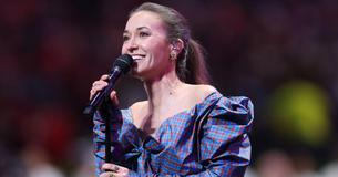 Viewers Call Lauren Daigle’s Jazzy Performance Of ‘America The Great’ The ‘Worst Rendition’ That ‘Ruined’ The Classic Song