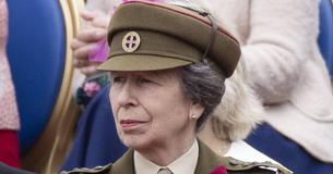 Princess Anne Stood Proud In Army Uniform & Looked Like The Spitting Image Of Queen Elizabeth II