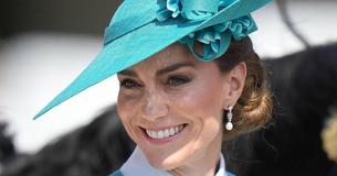 Princess Catherine & Princess Charlotte Delight In Twinning Aqua Outfits At Trooping The Colour