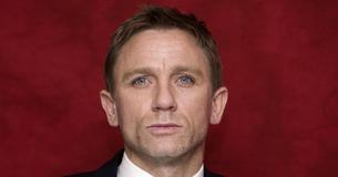 Critic Slams ‘James Bond’ Actor Daniel Craig’s Manhood for Caring for His Daughter in Public