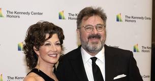 Vince Gill & Amy Grant’s Blended Family: A Closer Look at Their Five Children