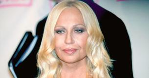 Allegra, la figlia di Donatella Versace, è una delle donne più belle del momento