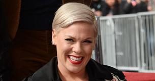 Pink & Daughter Willow Perform Stunning ‘Kelly Clarkson Show’ Duet, Proving Talent Runs In The Family