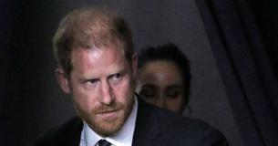Prince Harry’s Cheeky Messages & Intimate ‘Movie Snuggles’ With Journalist Uncovered