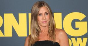 Jennifer Aniston Is All Lovey-Dovey With Boyfriend Jim Curtis In Rare Couple Snap