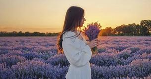 Being Single Is Better Than Losing Yourself In The Wrong Relationship