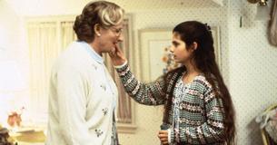 "Mrs. Doubtfire" Star Lisa Jakub Reveals How Robin Williams Helped Her Through Depression and the Story She Told Has Fans in Tears
