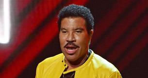 Lionel Richie Rushed To Hospital ICU After St. Louis Show