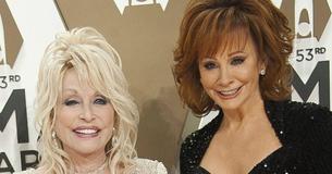The Most Meaningful Part Of Reba McEntire's Dolly Parton Tribute Was Hidden In Plain Sight