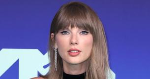 Taylor Swift Turns Heads in Black and Silver at the 2026 MTV VMAs