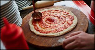 Can We Guess Your Birth Order Based On Your Pizza Order?