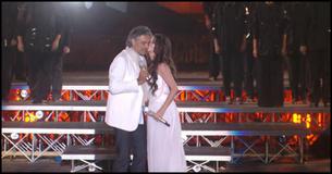 Andrea Bocelli & Sarah Brightman geven je kippenvel met "Time To Say Goodbye"